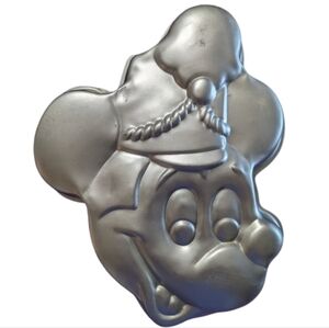 Vintage Mickey Mouse Wilton cake pan 1976